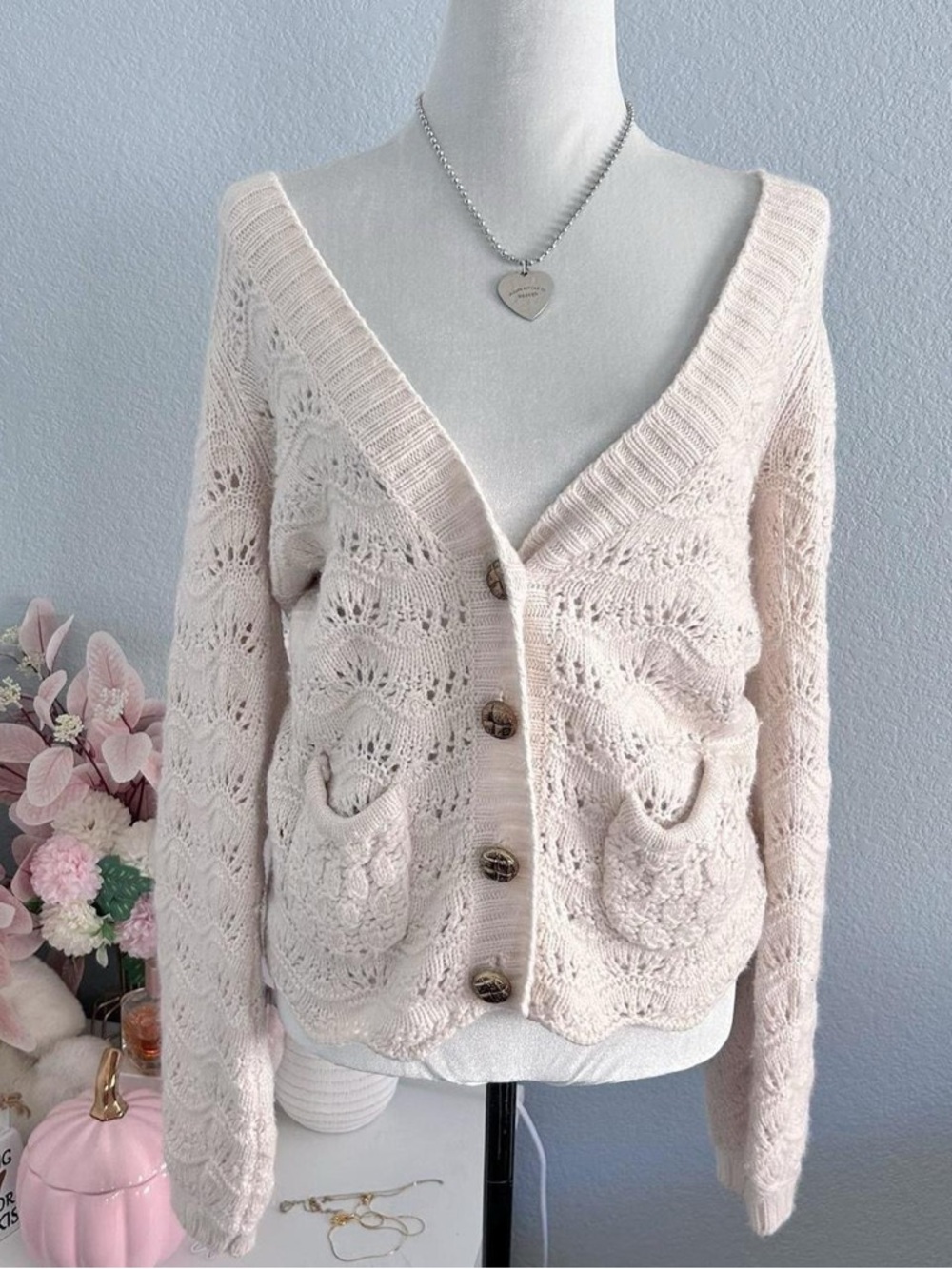 Y2K Juicy Couture Cream Scallop Trim Knit Wool Cardigan